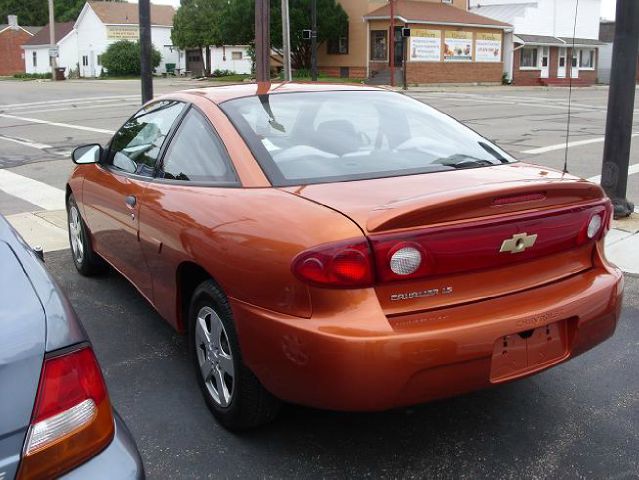 Chevrolet Cavalier 2004 photo 1