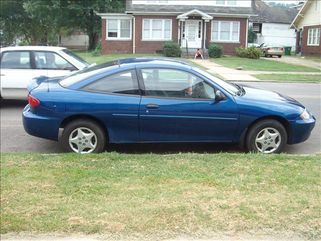 Chevrolet Cavalier 2004 photo 4