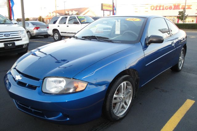 Chevrolet Cavalier 2004 photo 2