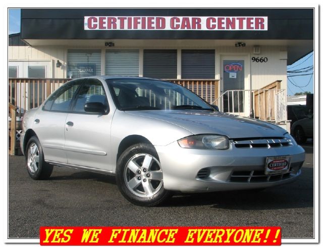 Chevrolet Cavalier 2004 photo 3