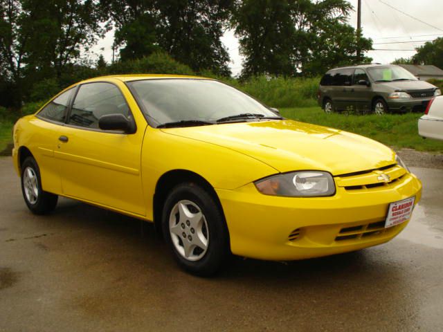 Chevrolet Cavalier 2004 photo 3