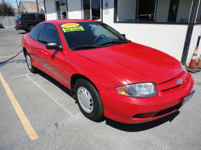 Chevrolet Cavalier 2004 photo 3