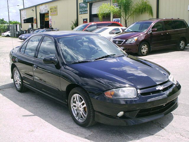 Chevrolet Cavalier 2004 photo 1