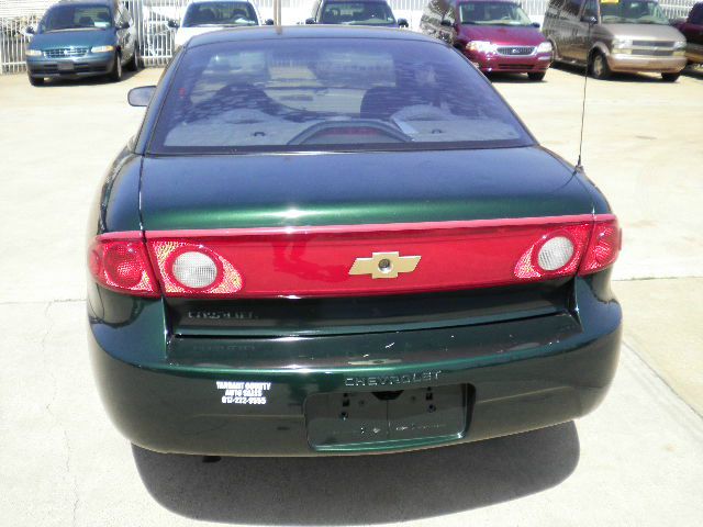 Chevrolet Cavalier 2004 photo 1