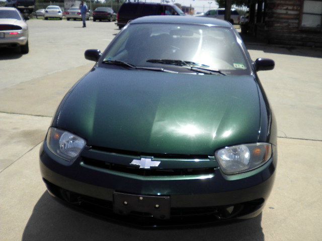 Chevrolet Cavalier 2004 photo 2