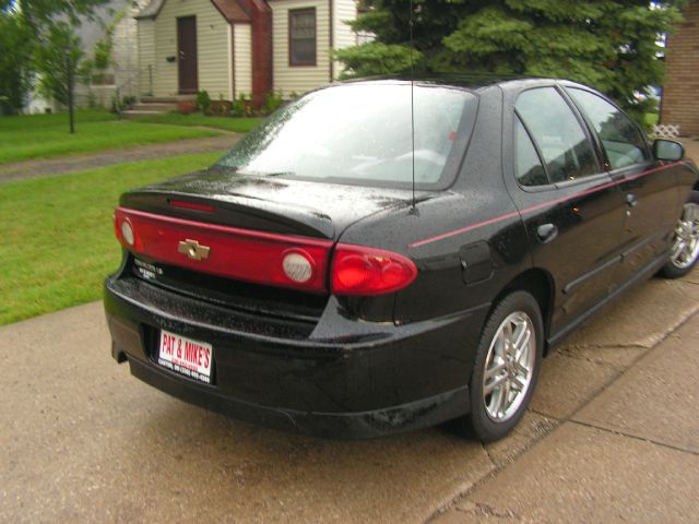 Chevrolet Cavalier 2004 photo 4