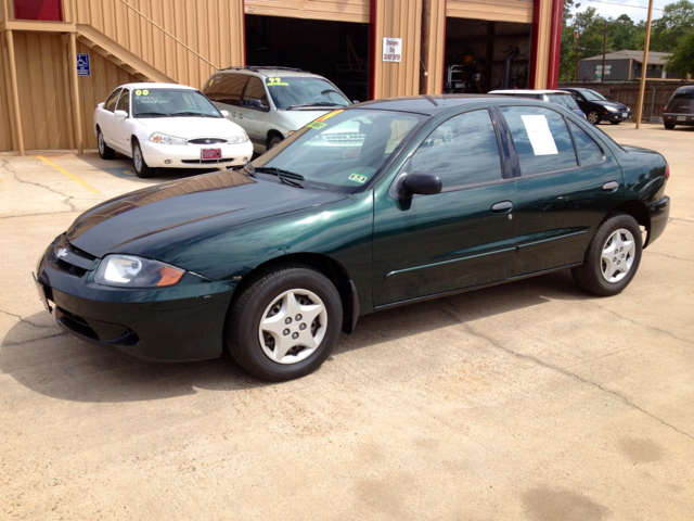 Chevrolet Cavalier 2004 photo 3