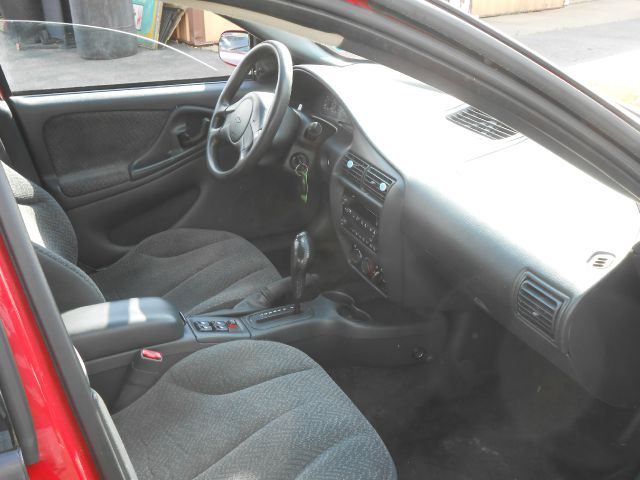 Chevrolet Cavalier 2004 photo 1