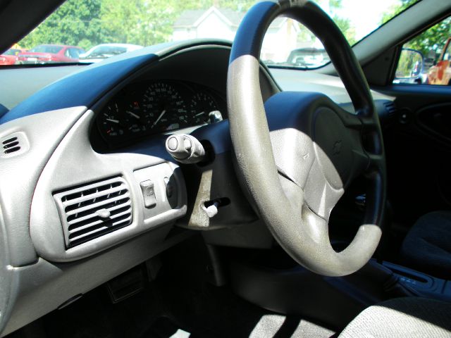 Chevrolet Cavalier 2004 photo 14