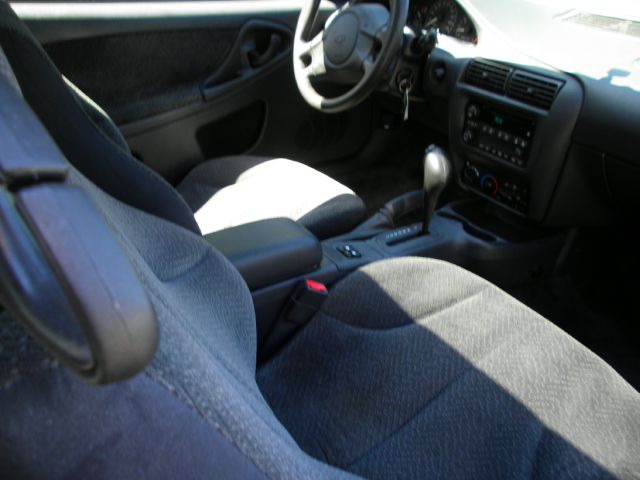 Chevrolet Cavalier 2004 photo 8