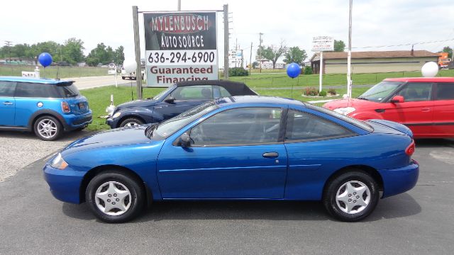 Chevrolet Cavalier 2004 photo 1