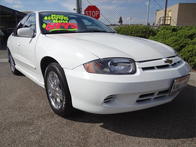 Chevrolet Cavalier 2004 photo 1