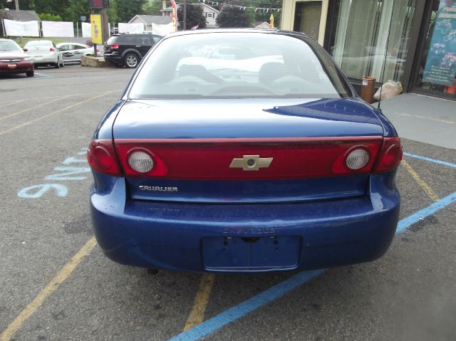 Chevrolet Cavalier 2004 photo 5