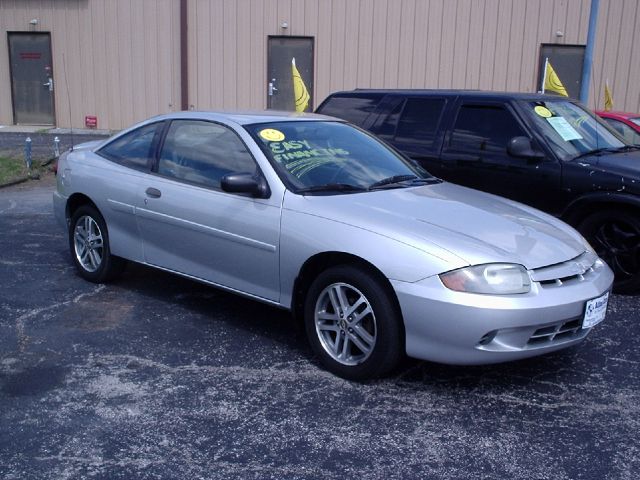 Chevrolet Cavalier 2004 photo 4