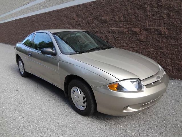 Chevrolet Cavalier 2004 photo 4