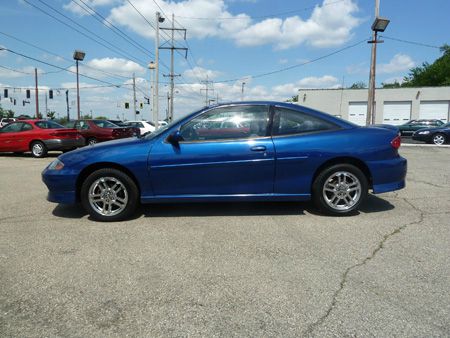 Chevrolet Cavalier 2004 photo 4