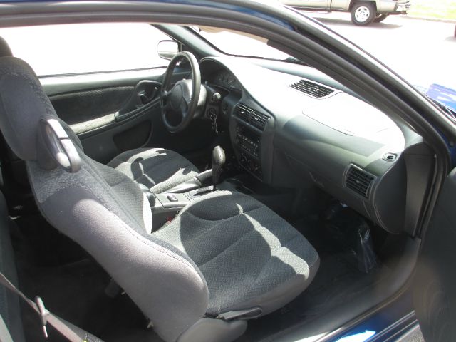 Chevrolet Cavalier 2004 photo 4