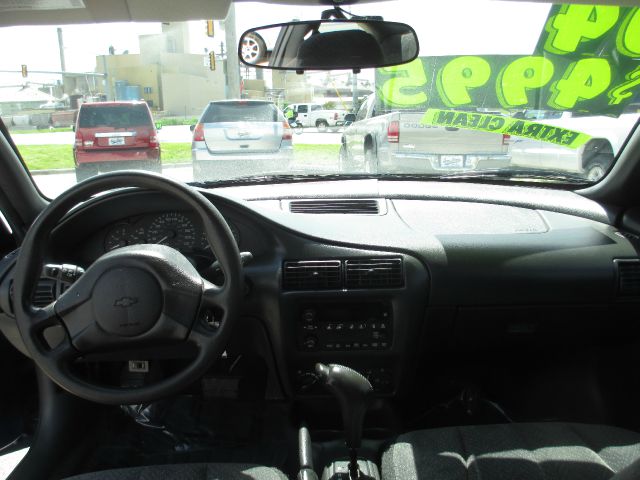 Chevrolet Cavalier 2004 photo 6