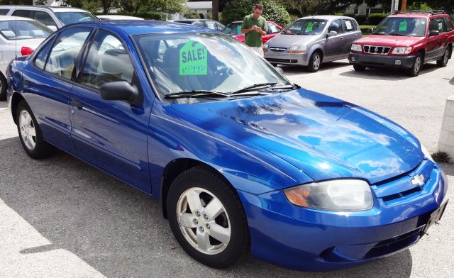 Chevrolet Cavalier 2004 photo 2