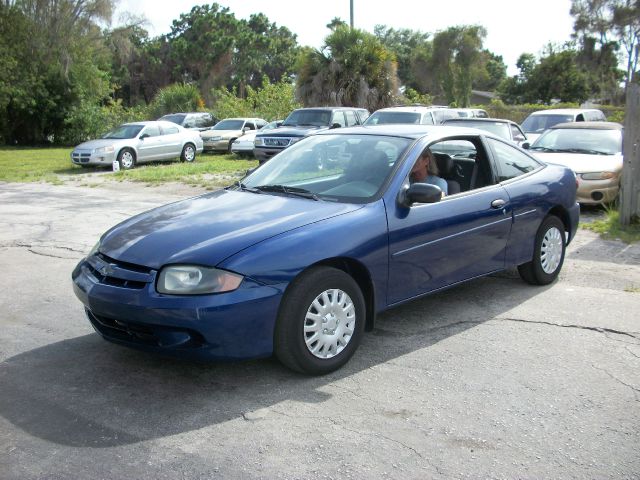 Chevrolet Cavalier 2004 photo 2