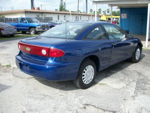 Chevrolet Cavalier 2004 photo 3