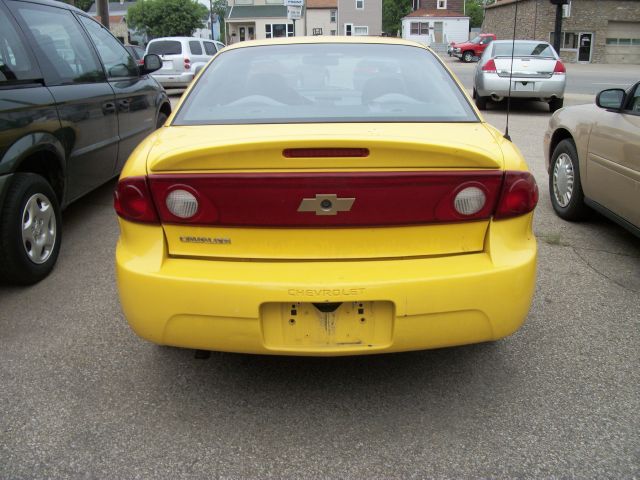 Chevrolet Cavalier 2004 photo 1