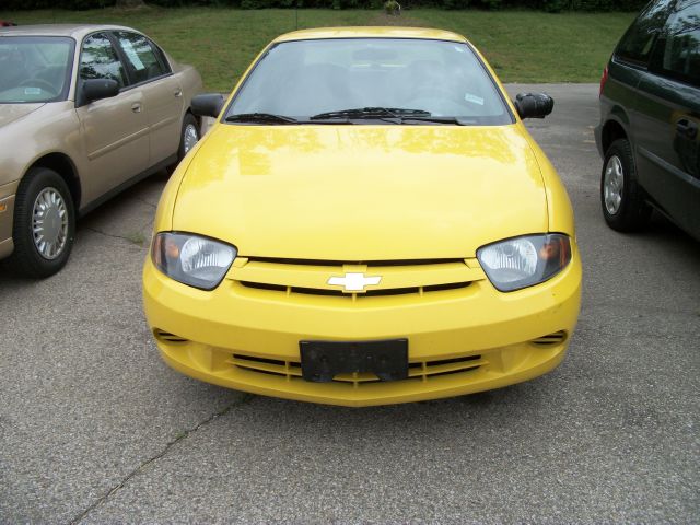 Chevrolet Cavalier 2004 photo 3