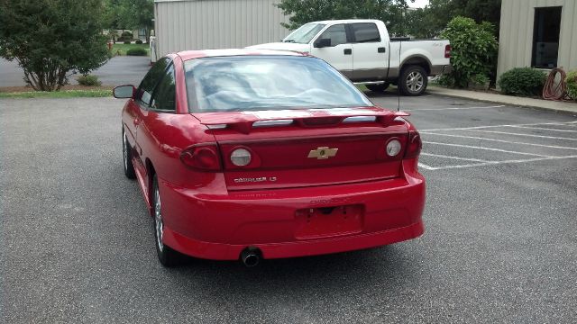 Chevrolet Cavalier 2004 photo 1