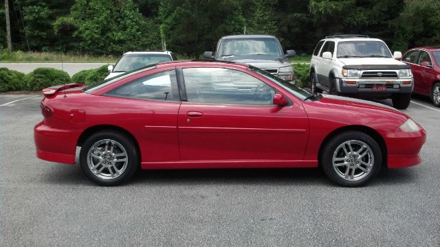 Chevrolet Cavalier 2004 photo 2