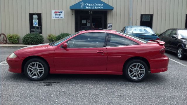 Chevrolet Cavalier 2004 photo 3