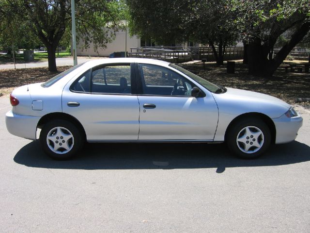 Chevrolet Cavalier 2004 photo 1