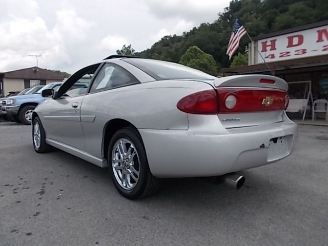 Chevrolet Cavalier 2004 photo 1