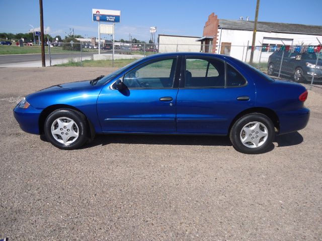 Chevrolet Cavalier 2004 photo 3