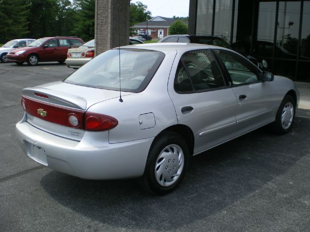 Chevrolet Cavalier 2005 photo 2