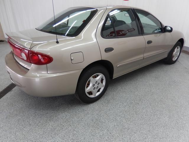 Chevrolet Cavalier 2005 photo 3