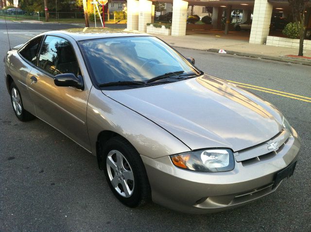 Chevrolet Cavalier 2005 photo 3