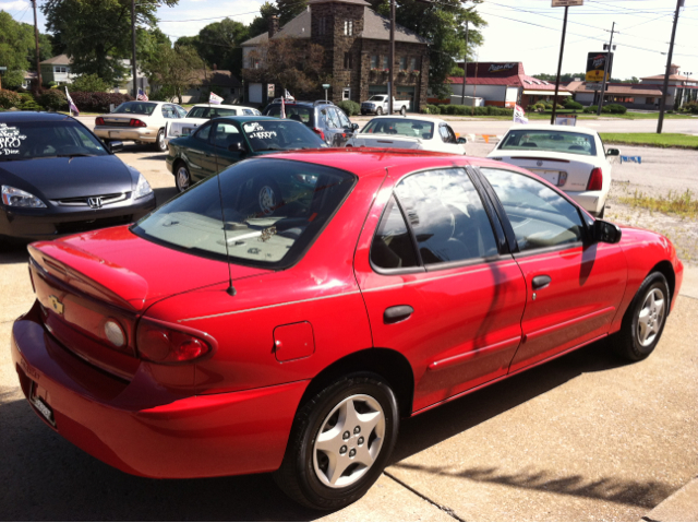 Chevrolet Cavalier 2005 photo 3