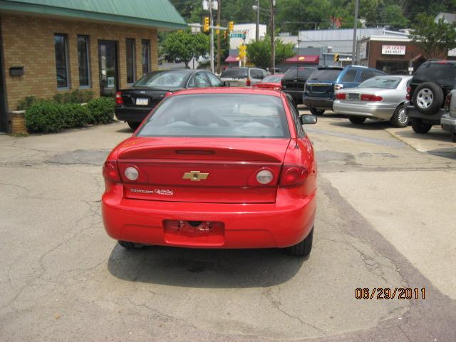 Chevrolet Cavalier 2005 photo 3