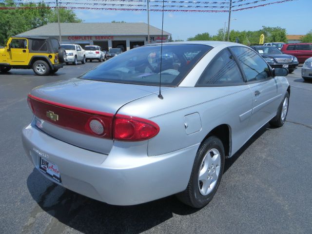 Chevrolet Cavalier 2005 photo 3