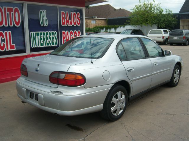 Chevrolet Classic Touring 4WD Sedan