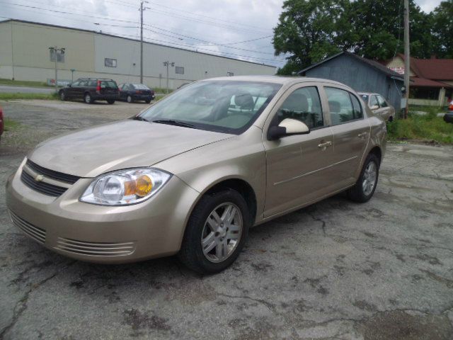 Chevrolet Cobalt 3.2 Sedan 4dr Sedan