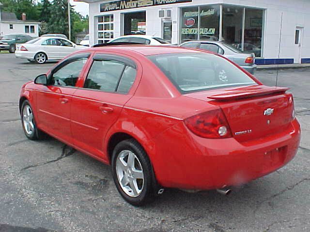 Chevrolet Cobalt 3.2 Sedan 4dr Sedan