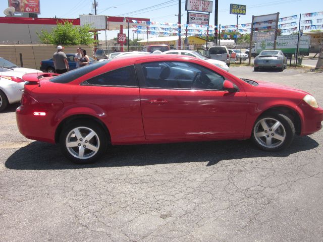 Chevrolet Cobalt 2005 photo 2