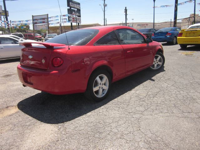 Chevrolet Cobalt 2005 photo 3