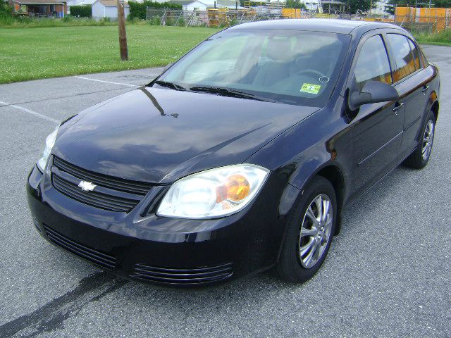 Chevrolet Cobalt 2005 photo 2