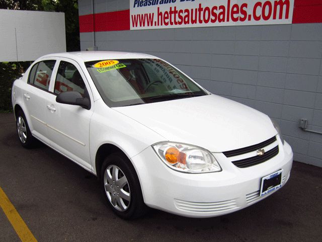 Chevrolet Cobalt 2005 photo 2