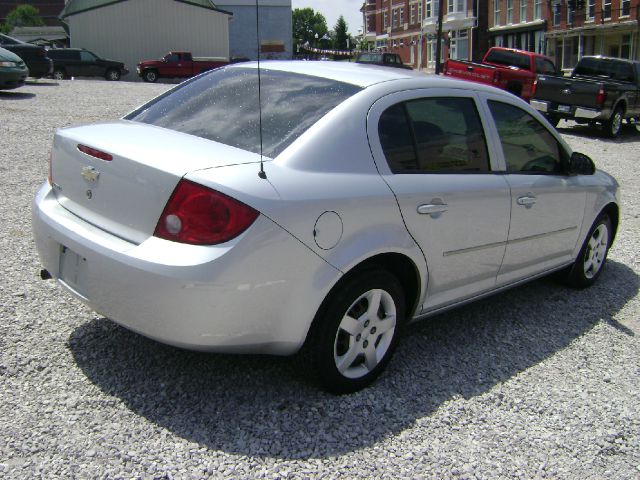 Chevrolet Cobalt 2005 photo 3