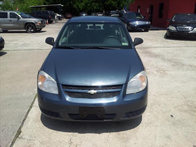 Chevrolet Cobalt 2005 photo 3