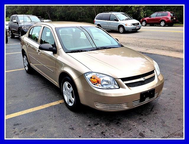 Chevrolet Cobalt 2005 photo 2