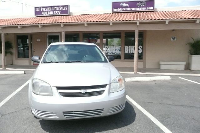 Chevrolet Cobalt 2005 photo 2